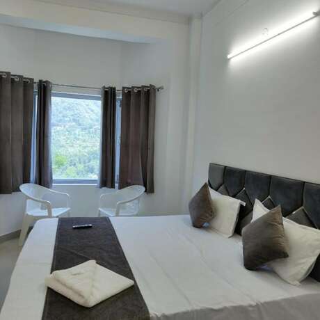 Imagen general del Hotel Goroomgo Komfy Stayz Dehradun. Foto 3