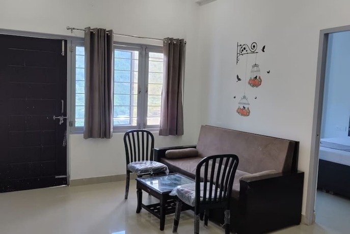 Imagen general del Hotel Goroomgo Komfy Stayz Dehradun. Foto 7