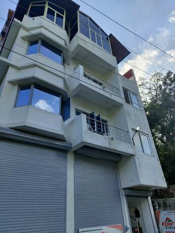 Imagen general del Hotel Goroomgo Komfy Stayz Dehradun. Foto 8