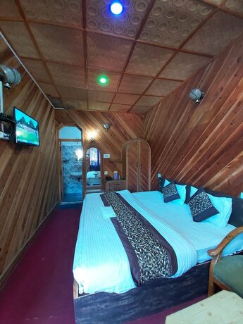 Imagen de la habitación del Hotel Goroomgo Lake View Mall Road Nainital. Foto 17