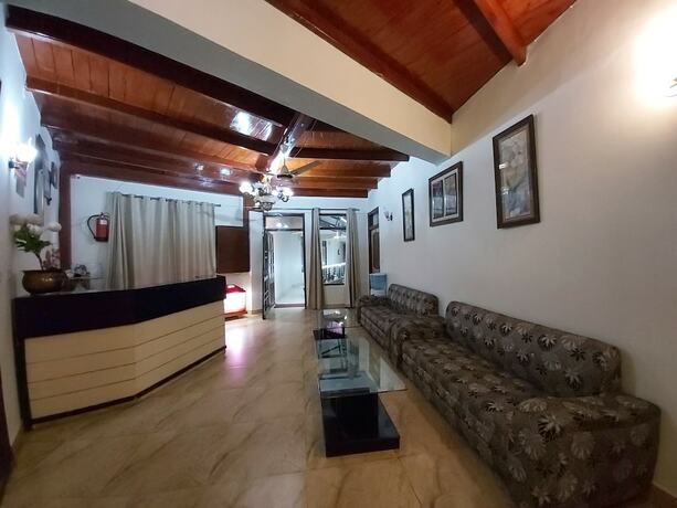 Imagen general del Hotel Goroomgo Luxury Moon Nainital. Foto 3