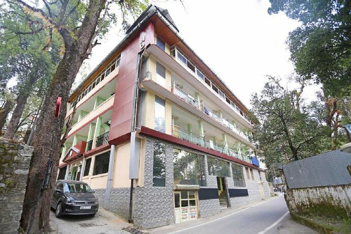 Imagen general del Hotel Goroomgo Luxury Moon Nainital. Foto 7