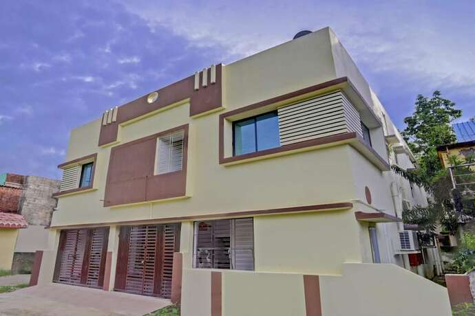 Imagen general del Hotel Goroomgo Luxury Star Inn 3 Bhubaneswar. Foto 3