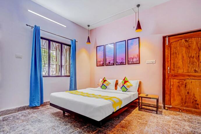 Imagen de la habitación del Hotel Goroomgo Luxury Star Inn 3 Bhubaneswar. Foto 9