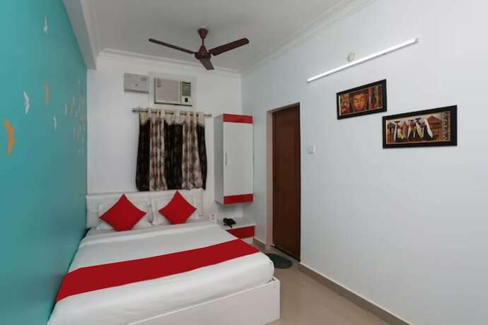 Imagen de la habitación del Hotel Goroomgo Luxury Star Inn Airport Bhubaneswar. Foto 16