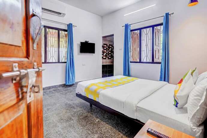 Imagen de la habitación del Hotel Goroomgo Luxury Star Inn Airport Bhubaneswar. Foto 18