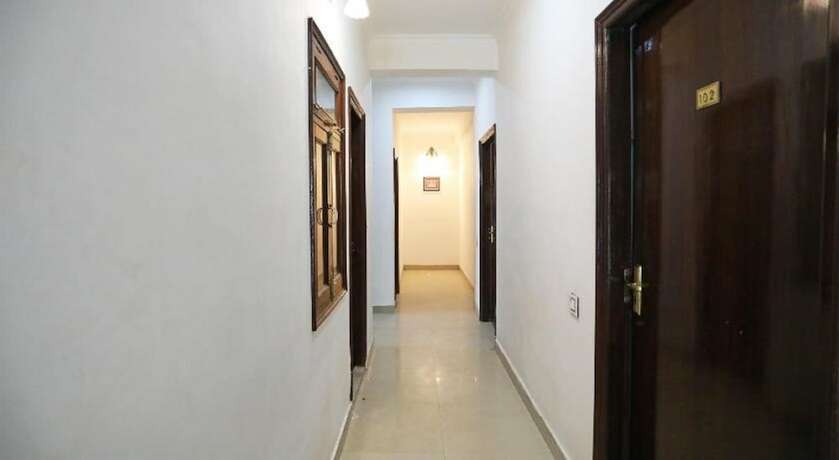 Imagen general del Hotel Goroomgo M M Guest House Howrah Kolkata. Foto 1