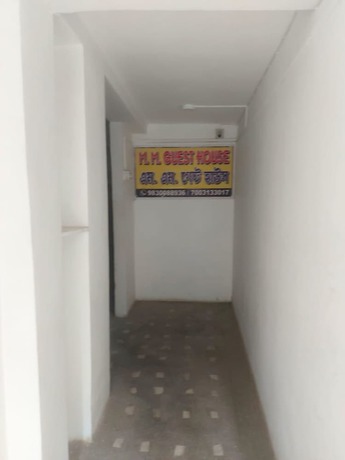 Imagen de los interiores del Hotel Goroomgo M M Howrah Home Stay Kolkata. Foto 12