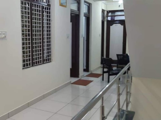 Imagen general del Hotel Goroomgo Madhu Palace Katra. Foto 4