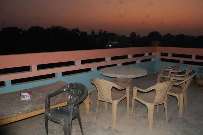 Imagen de los interiores del Hotel Goroomgo Mahamaya Guest House Varanasi. Foto 19