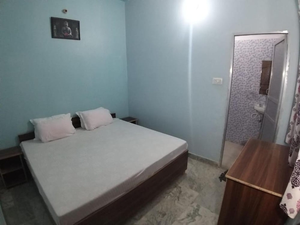 Imagen de la habitación del Hotel Goroomgo Mahamaya Guest House Varanasi. Foto 6
