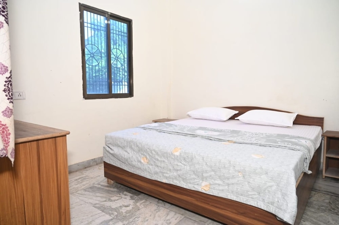 Imagen de la habitación del Hotel Goroomgo Mahamaya Guest House Varanasi. Foto 12