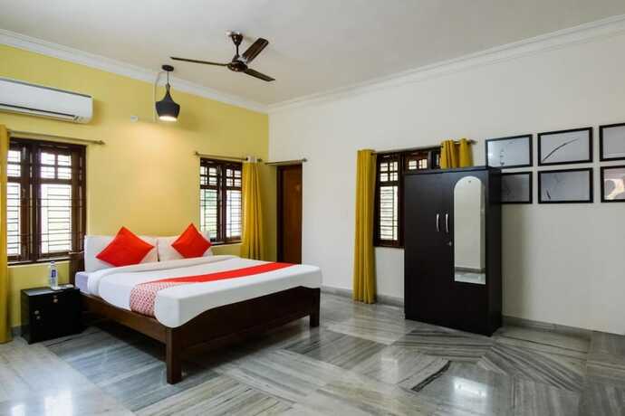 Imagen de la habitación del Hotel Goroomgo Mks Inn Bhubaneswar. Foto 8