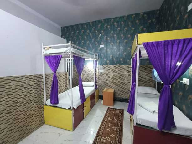 Imagen de la habitación del Hotel Goroomgo Mohit Guest House Varanasi. Foto 15