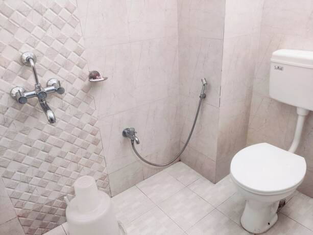 Imagen general del Hotel Goroomgo Mohit Guest House Varanasi. Foto 6