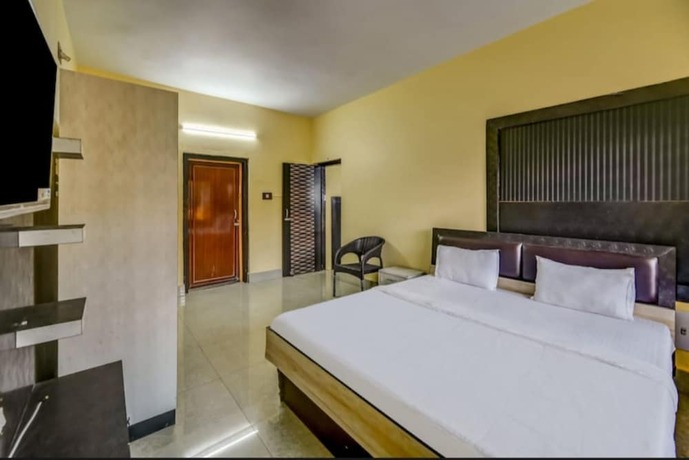 Imagen de la habitación del Hotel Goroomgo Moon CT Road Puri. Foto 15