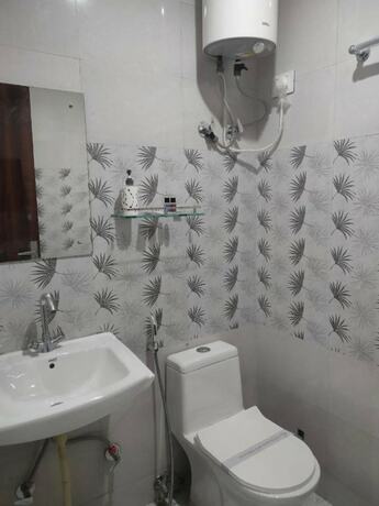 Imagen general del Hotel Goroomgo Mountain Mist Home Stay Bhimtal. Foto 1