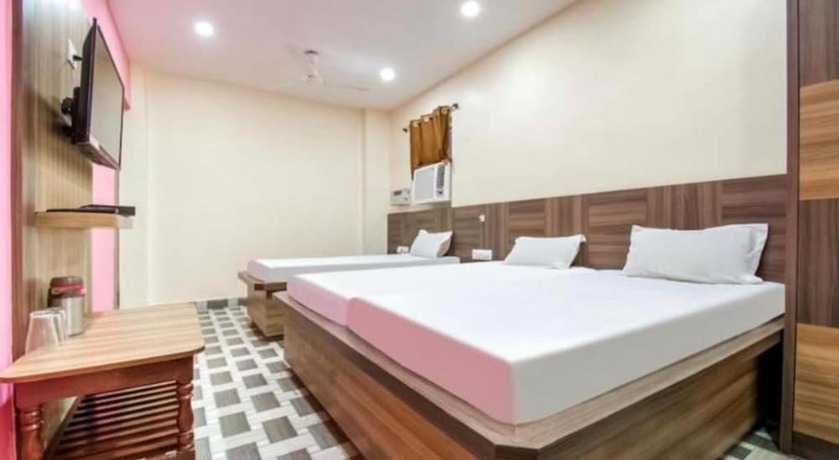 Imagen general del Hotel Goroomgo Mundrika Deluxe Patna. Foto 2