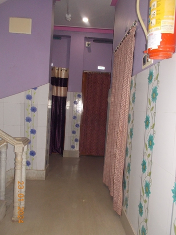 Imagen de los interiores del Hotel Goroomgo Nakshatra Digha. Foto 17