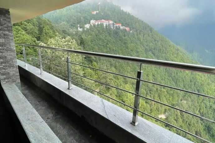 Imagen general del Hotel Goroomgo Namaskar Heights Dalhousie. Foto 4