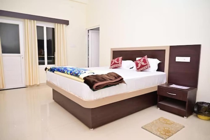 Imagen general del Hotel Goroomgo Nath Palace Varanasi. Foto 8