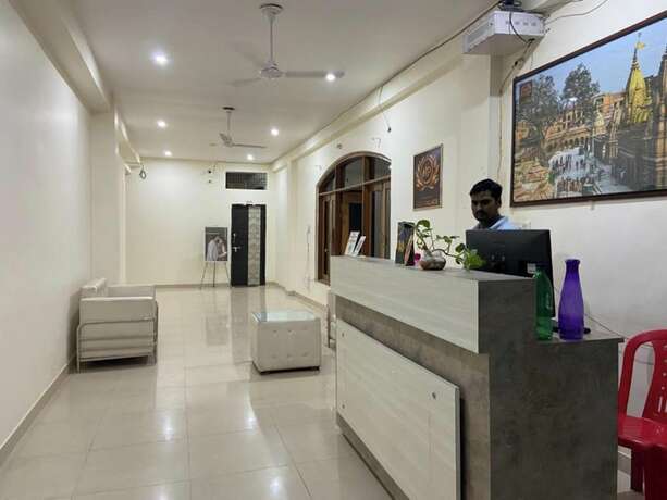 Imagen general del Hotel Goroomgo Nath Palace Varanasi. Foto 12