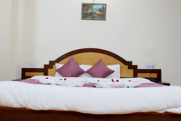 Imagen general del Hotel Goroomgo New Ambika Mall Road Manali. Foto 1