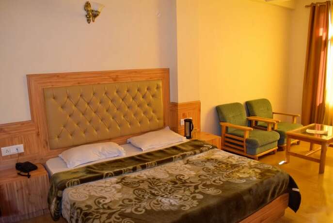 Imagen general del Hotel Goroomgo New Ambika Mall Road Manali. Foto 6