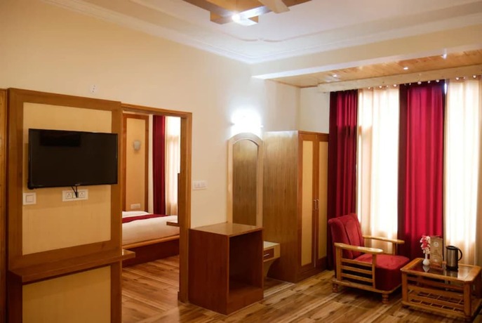 Imagen general del Hotel Goroomgo New Ambika Mall Road Manali. Foto 7