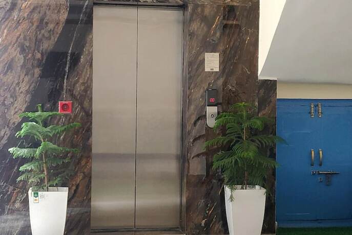 Imagen general del Hotel Goroomgo New Ambika Mall Road Manali. Foto 14