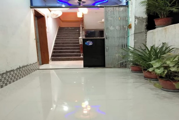 Imagen general del Hotel Goroomgo New Ashiyana Palace Varanasi. Foto 10