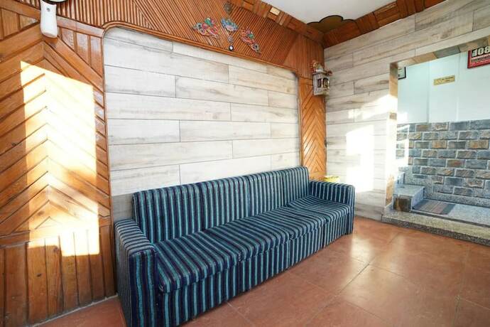 Imagen general del Hotel Goroomgo New Bharat Nainital. Foto 4
