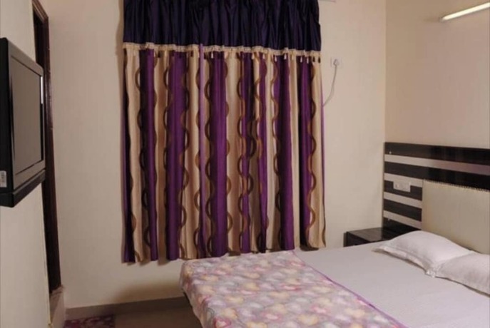 Imagen general del Hotel Goroomgo New Grand Residency Chandigarh. Foto 1