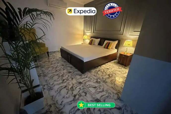 Imagen de la habitación del Hotel Goroomgo Omasha Residency Noida. Foto 15