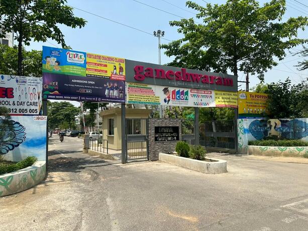 Imagen general del Hotel Goroomgo Omasha Residency Noida. Foto 8