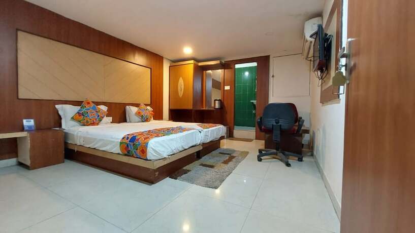 Imagen de la habitación del Hotel Goroomgo Park Resort Bhubaneswar. Foto 16