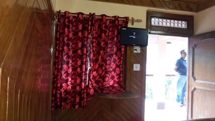 Imagen de la habitación del Hotel Goroomgo Payal Mall Road Nainital. Foto 5