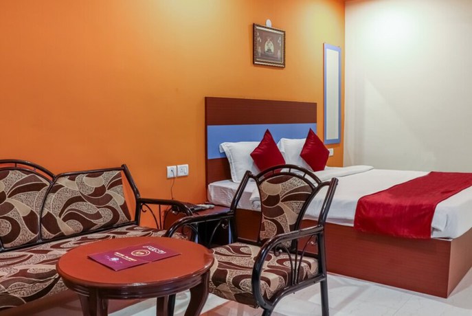 Imagen de la habitación del Hotel Goroomgo Planet Bhubaneswar. Foto 9