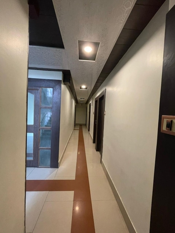 Imagen de los interiores del Hotel Goroomgo R.P. International Patna. Foto 16