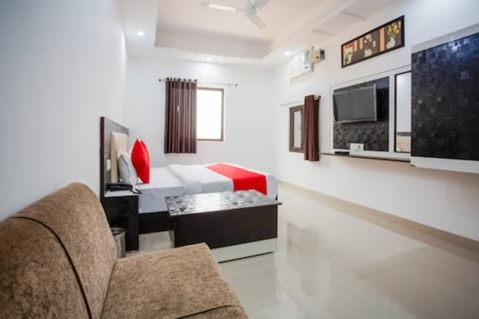 Imagen de la habitación del Hotel Goroomgo Raj Ganga Haridwar. Foto 13