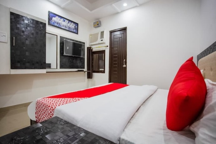 Imagen de la habitación del Hotel Goroomgo Raj Ganga Haridwar. Foto 14