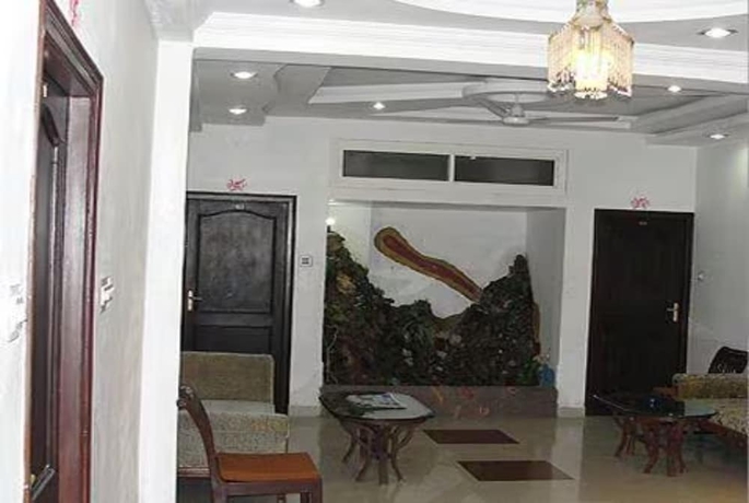 Imagen de los interiores del Hotel Goroomgo Rajpal Palace Udaipur. Foto 14