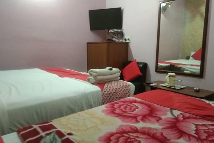 Imagen de la habitación del Hotel Goroomgo Rashmi Agra. Foto 13