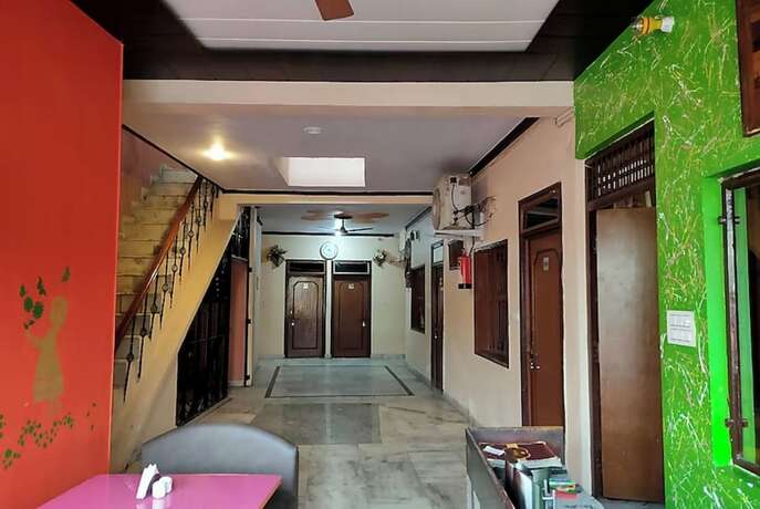 Imagen general del Hotel Goroomgo Rashmi Agra. Foto 3