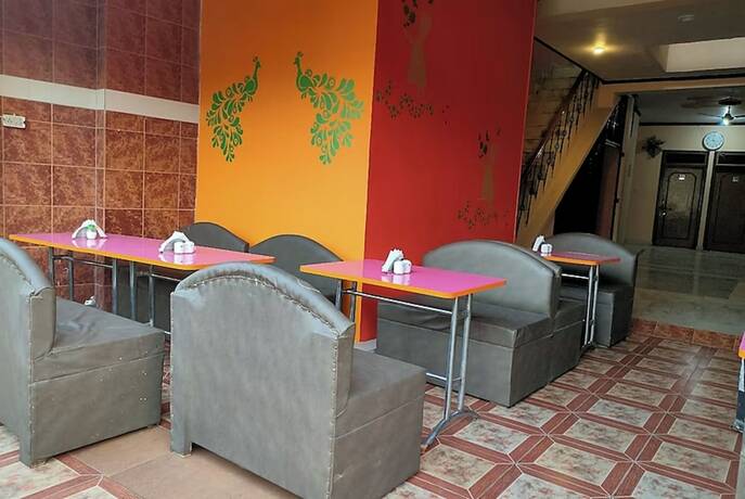 Imagen general del Hotel Goroomgo Rashmi Agra. Foto 7