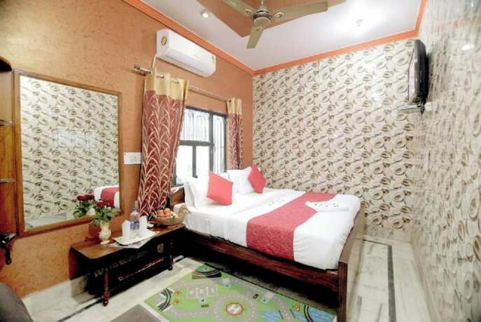 Imagen de la habitación del Hotel Goroomgo Rashmi Agra. Foto 15