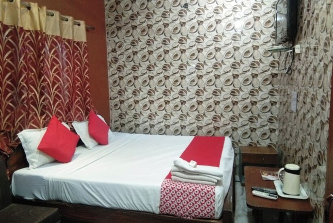 Imagen de la habitación del Hotel Goroomgo Rashmi Agra. Foto 17
