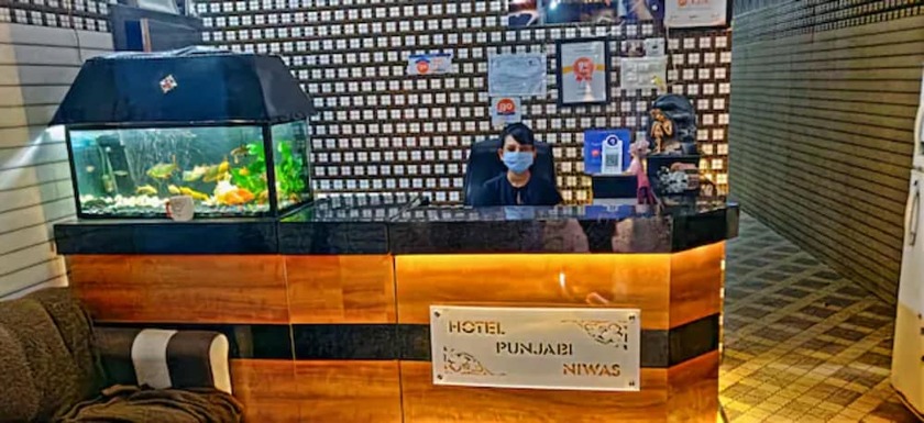 Imagen general del Hotel Goroomgo Revoli Amritsar. Foto 6