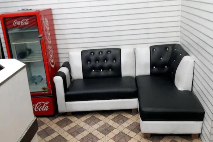 Imagen general del Hotel Goroomgo Revoli Amritsar. Foto 9