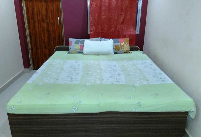Imagen de la habitación del Hotel Goroomgo Roxy DX Gaya. Foto 4